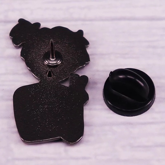 Pokémon Enamel Pin - Picture 2 of 2